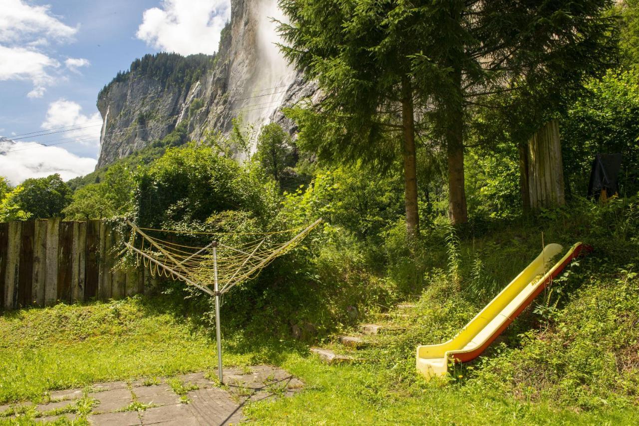 Lauterbrunnen Staubbach Beautiful Waterfall Apartment Exterior photo