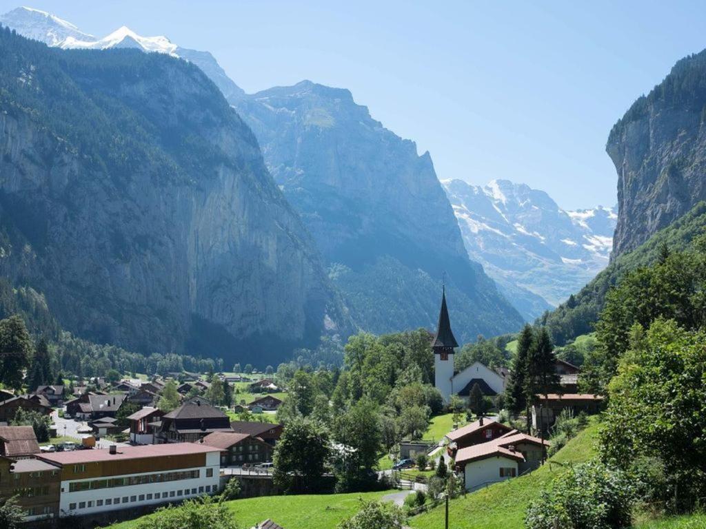 Lauterbrunnen Staubbach Beautiful Waterfall Apartment Exterior photo