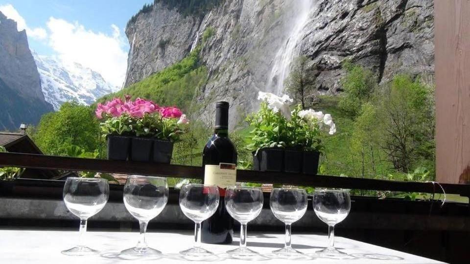 Lauterbrunnen Staubbach Beautiful Waterfall Apartment Exterior photo